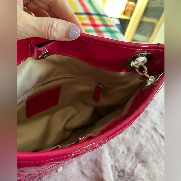 Coach Pink Quilted Shoulder Bag with turn-lock pocket - Picture 9 of 16